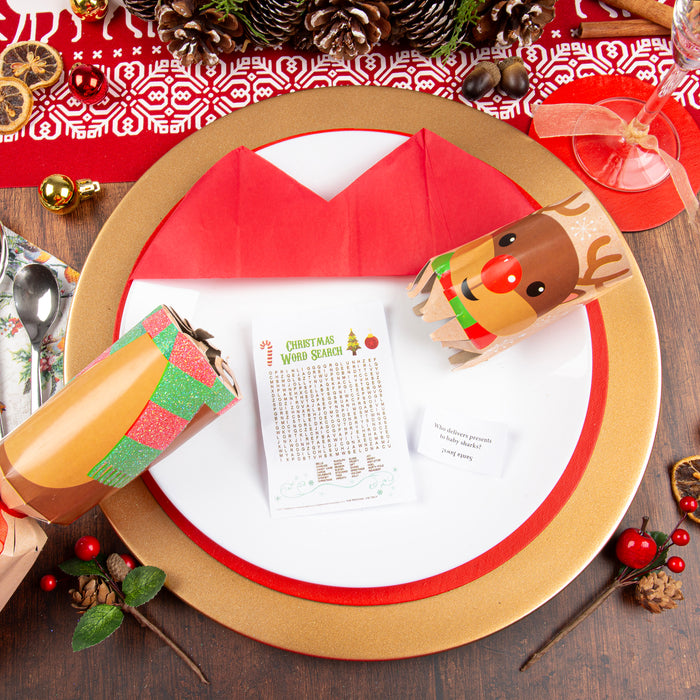 10 Family Crackers With Elf & Reindeer Design